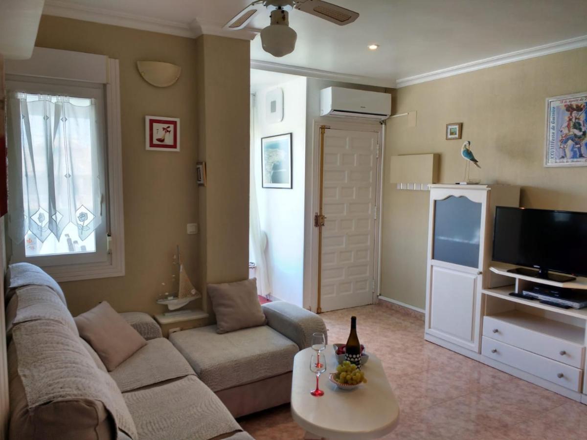 Residencial Torrealmar Con Vistas Apartment ตอร์เรเวียคา ภายนอก รูปภาพ