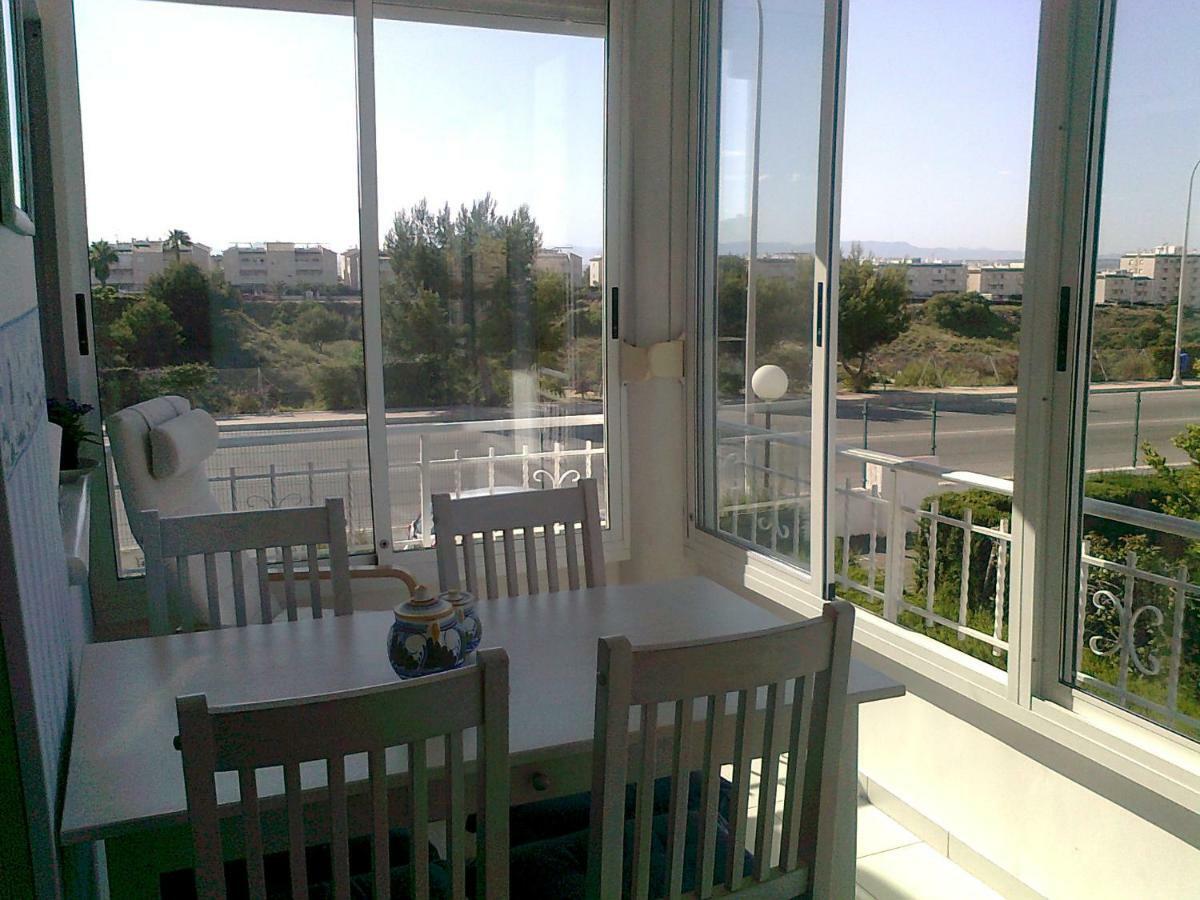 Residencial Torrealmar Con Vistas Apartment ตอร์เรเวียคา ภายนอก รูปภาพ