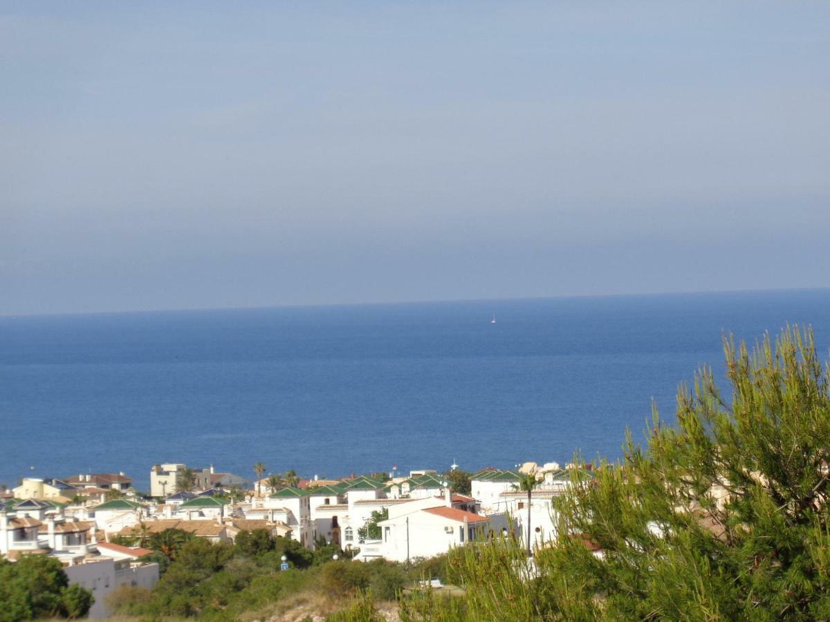Residencial Torrealmar Con Vistas Apartment ตอร์เรเวียคา ภายนอก รูปภาพ